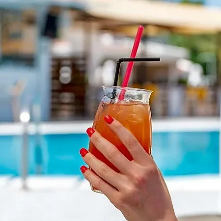 Saint Peter Bay Aparthotel 3*